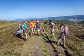 touristes sur le mont Lozère